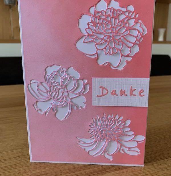 Dankesskarte mit Blumen in rosa