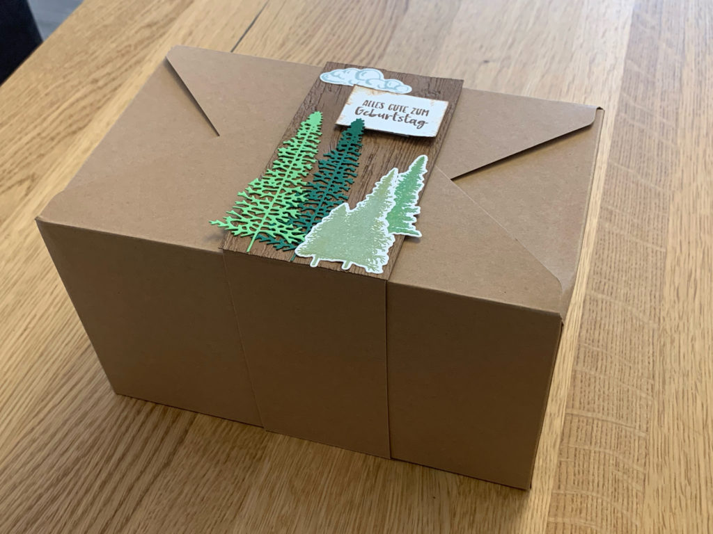 Geschenkverpackung seitlich